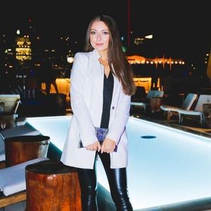 Meet your Posher, Anastasia